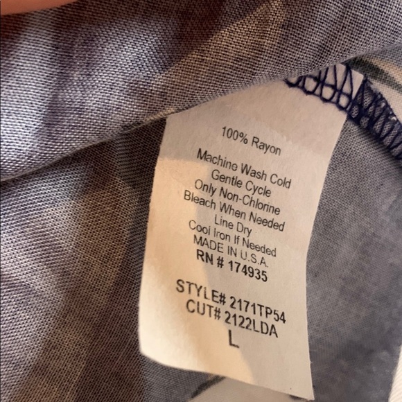 Verse Women's Floral Navy Top size L - Picture 6 of 8